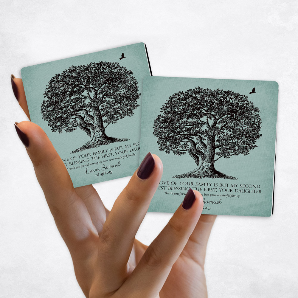 Close up picture of wedding Large Oak Tree on Turquoise Distressed Linen Magnet Set MAG-1158